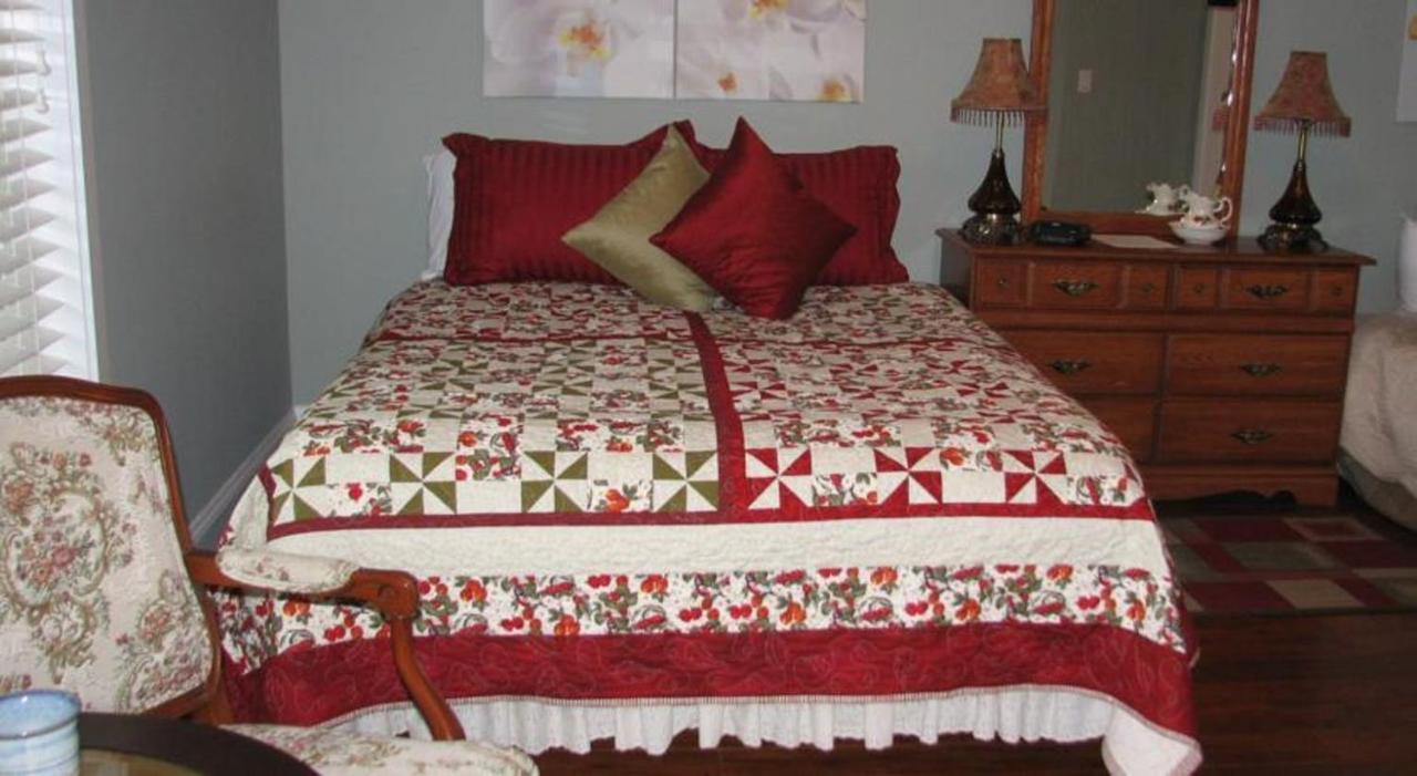 Chesterfield Inn 킬로나 객실 사진